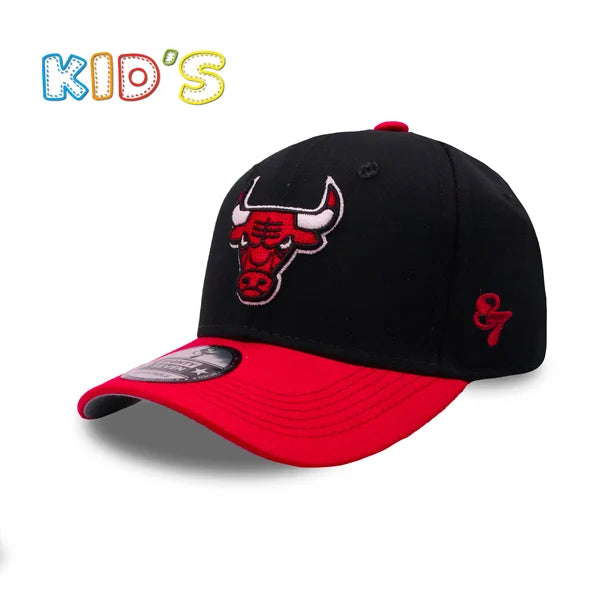 GORRA NIÑO BULLS NEGRO ROJO