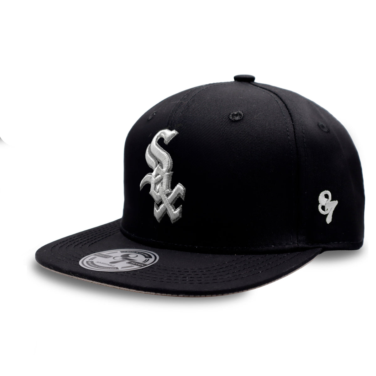 GORRA PLANA SOX NEGRO LOGO BLANCO
